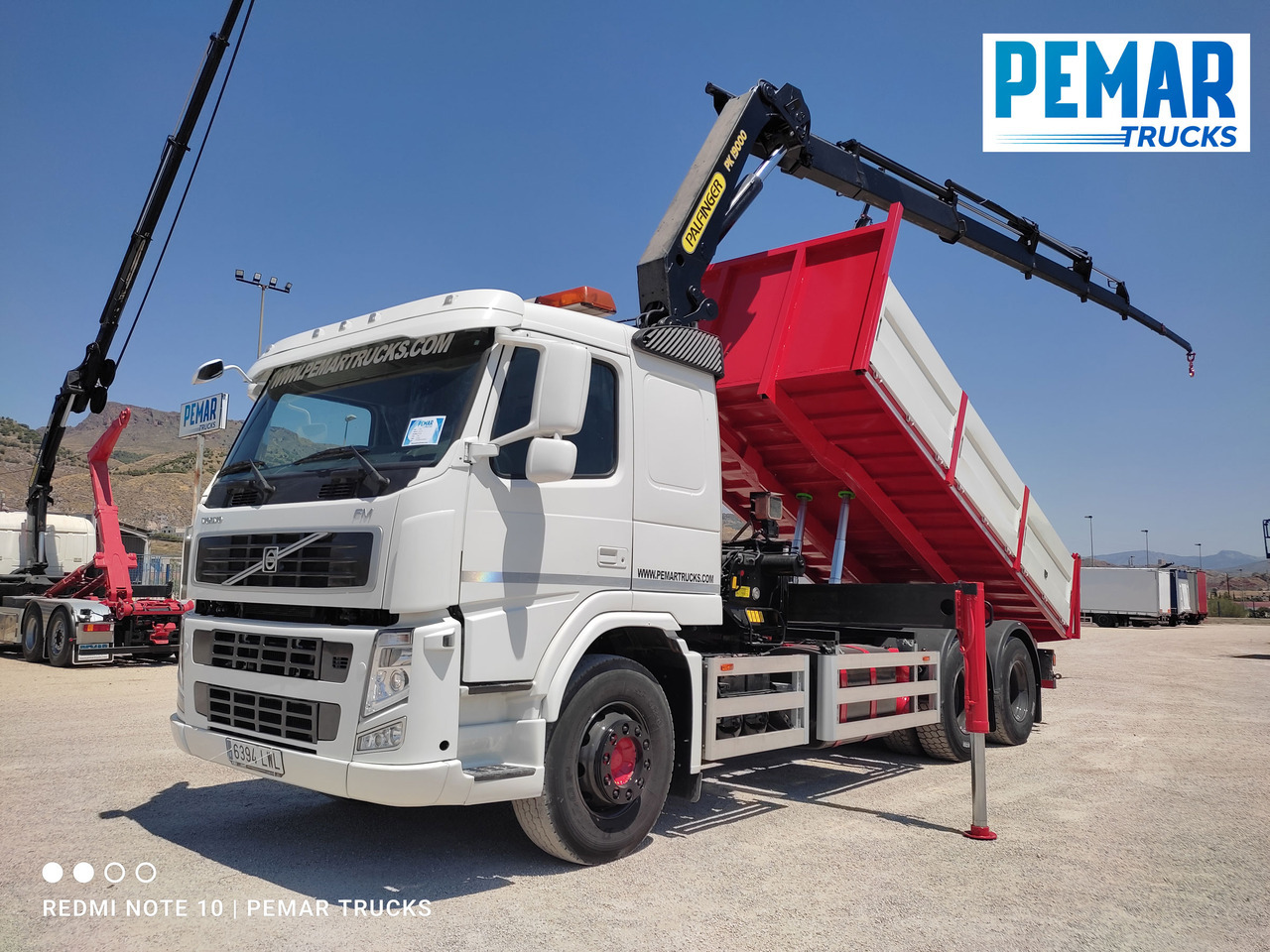 Camion basculantă, Camion cu macara VOLVO FM 440 6X4 GRUA BASCULANTE: Foto 24