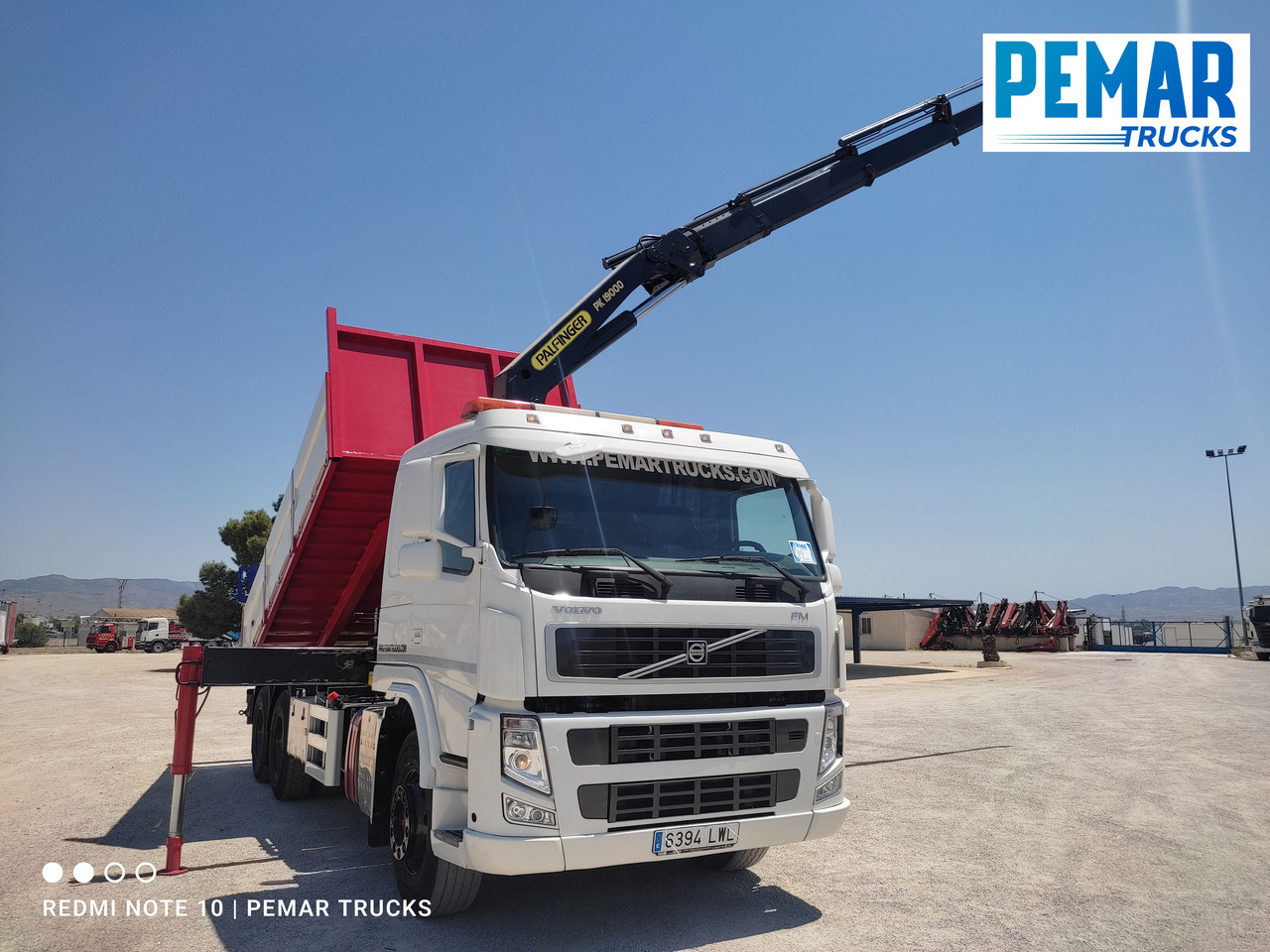 Camion basculantă, Camion cu macara VOLVO FM 440 6X4 GRUA BASCULANTE: Foto 31