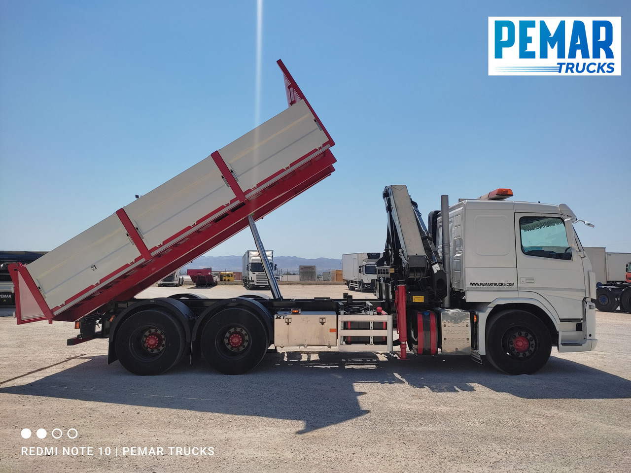 Camion basculantă, Camion cu macara VOLVO FM 440 6X4 GRUA BASCULANTE: Foto 19