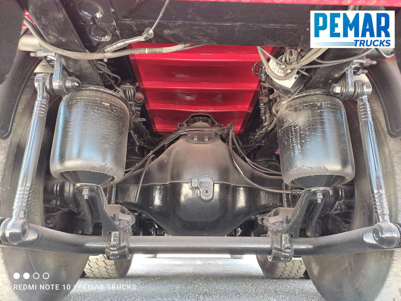 Camion basculantă, Camion cu macara VOLVO FM 440 6X4 GRUA BASCULANTE: Foto 37