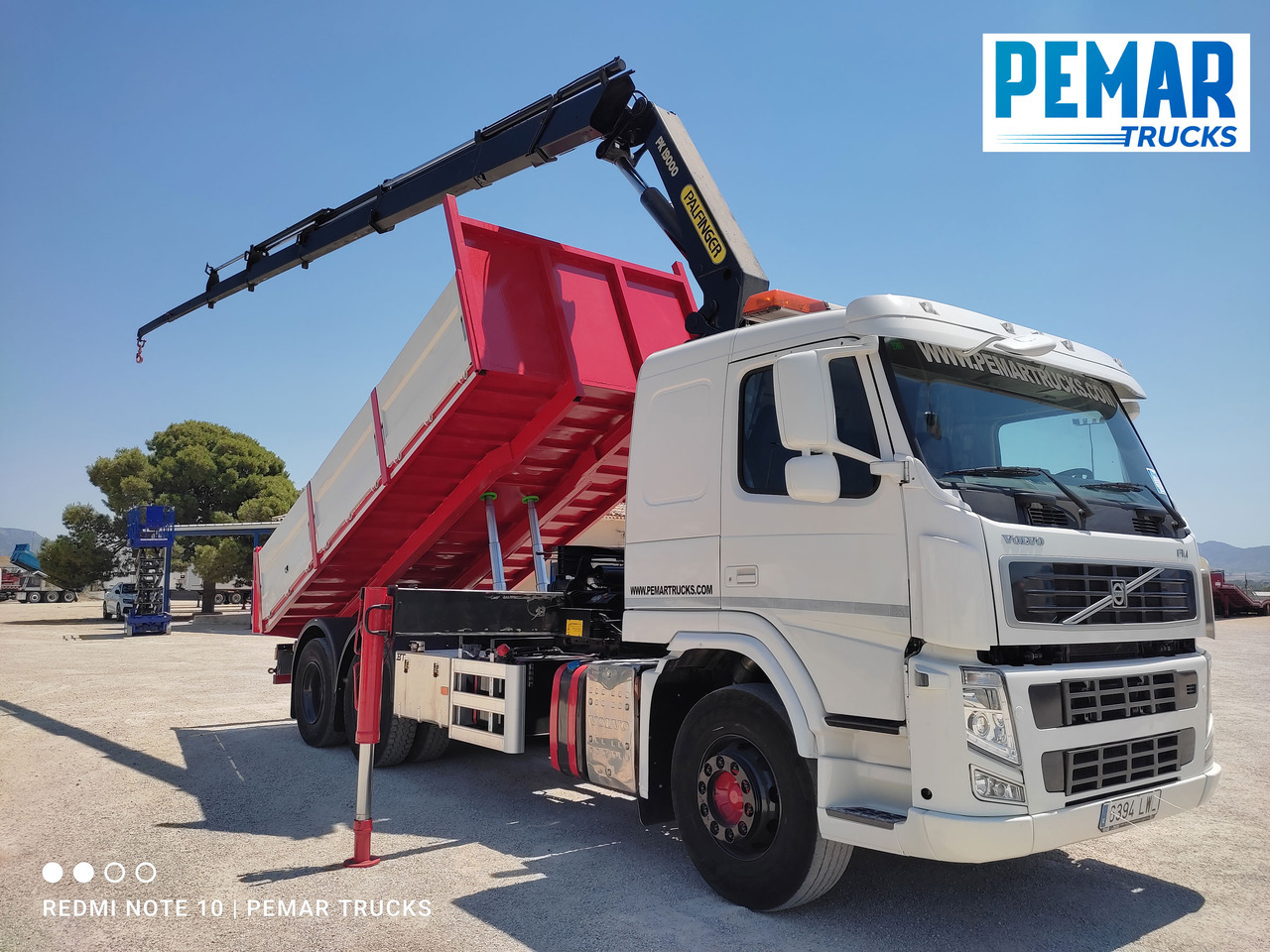 Camion basculantă, Camion cu macara VOLVO FM 440 6X4 GRUA BASCULANTE: Foto 26