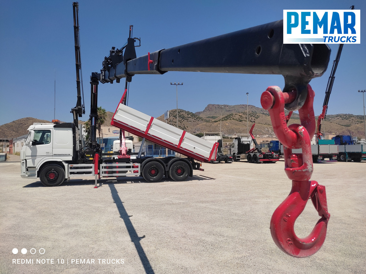 Camion basculantă, Camion cu macara VOLVO FM 440 6X4 GRUA BASCULANTE: Foto 33