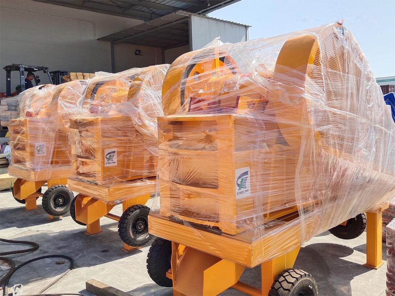 Kinglink Diesel engine Driven Portable Jaw Crusher - Concasor cu fălci: Foto 4 Kinglink Diesel engine Driven Portable Jaw Crusher - Concasor cu fălci: Foto 4