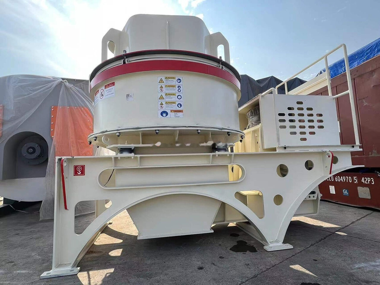 Kinglink KL-7 Vertical Shaft Impactor (VSI) for 5mm Sand Making | 30tph - Concasor mobil: Foto 3 Kinglink KL-7 Vertical Shaft Impactor (VSI) for 5mm Sand Making | 30tph - Concasor mobil: Foto 3