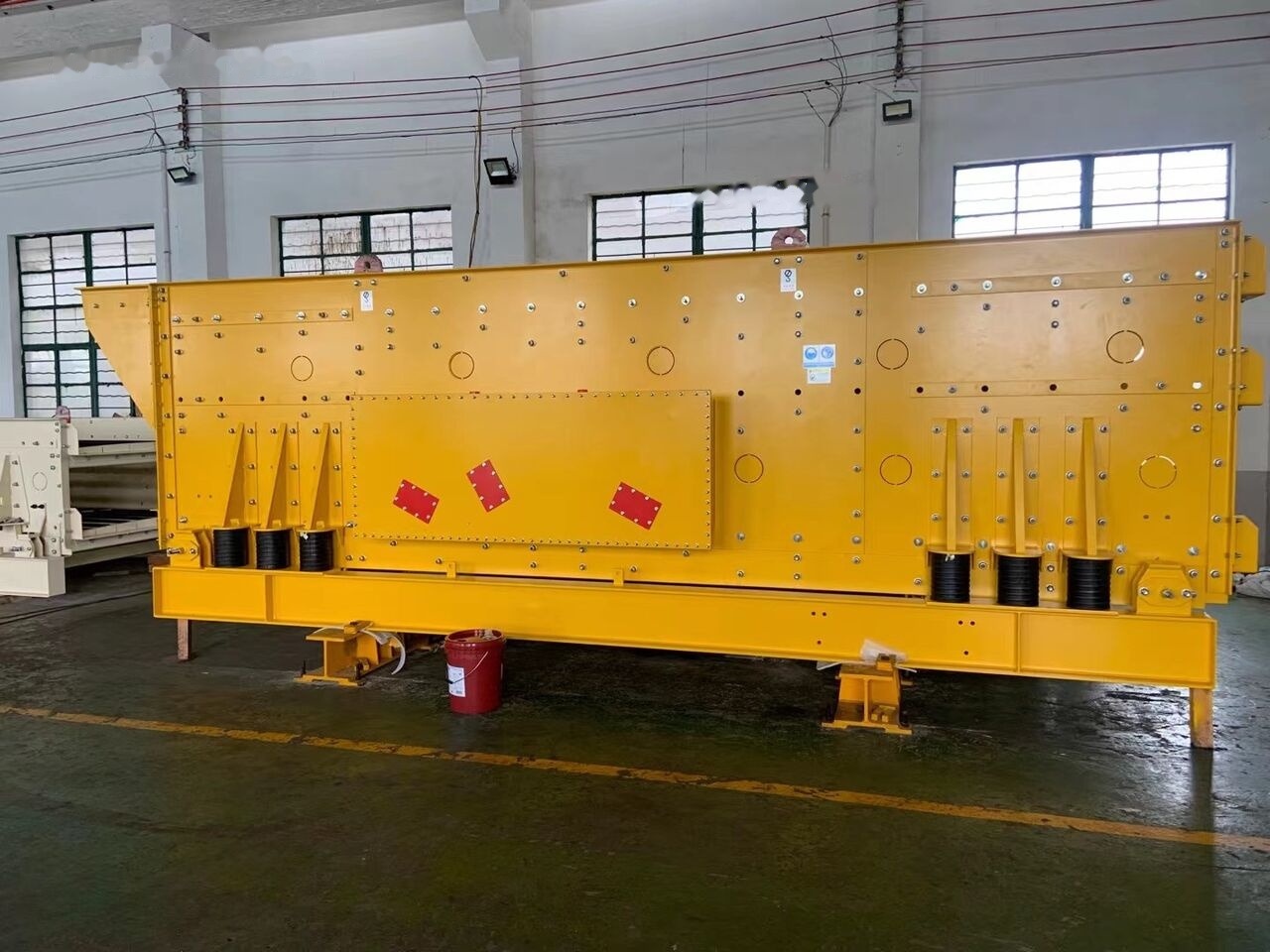 Kinglink KTH Horizontal Vibrating Screen | Triple Shafts - Statia de sortare: Foto 3 Kinglink KTH Horizontal Vibrating Screen | Triple Shafts - Statia de sortare: Foto 3