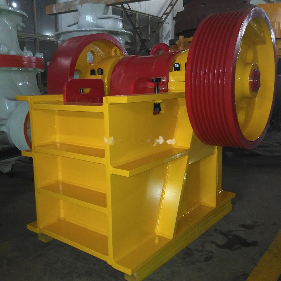 Kinglink Small Stone Jaw Crusher PE400x600 | PE16X24 - Concasor cu fălci: Foto 1 Kinglink Small Stone Jaw Crusher PE400x600 | PE16X24 - Concasor cu fălci: Foto 1