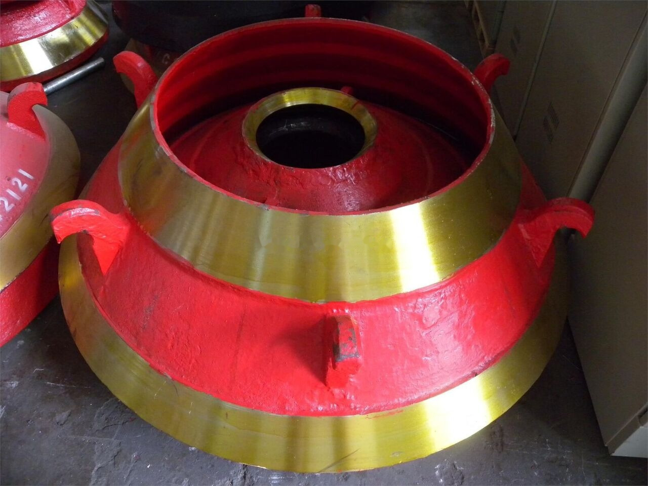 Concave and Mantle KINGLINK KLM1160 for crushing plant - Piesă de schimb: Foto 1 Concave and Mantle KINGLINK KLM1160 for crushing plant - Piesă de schimb: Foto 1