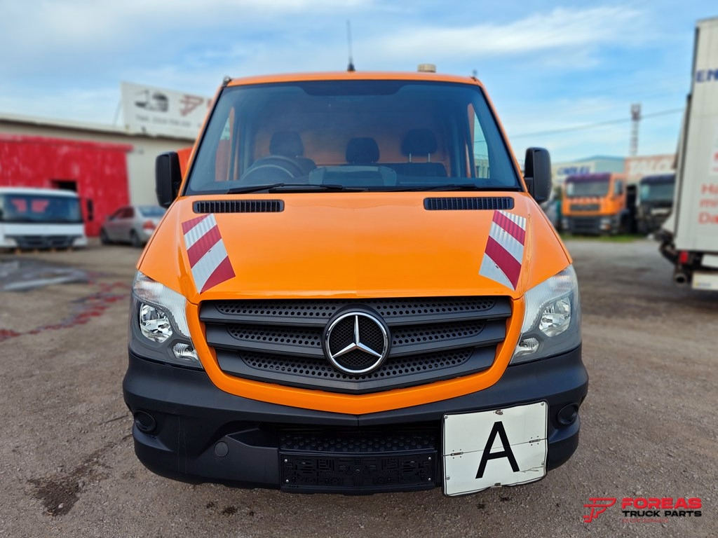 MERCEDES-BENZ 311 – TIPPER – RIGHT HAND DRIVE (RHD) - Autoutilitară basculantă: Foto 2 MERCEDES-BENZ 311 – TIPPER – RIGHT HAND DRIVE (RHD) - Autoutilitară basculantă: Foto 2