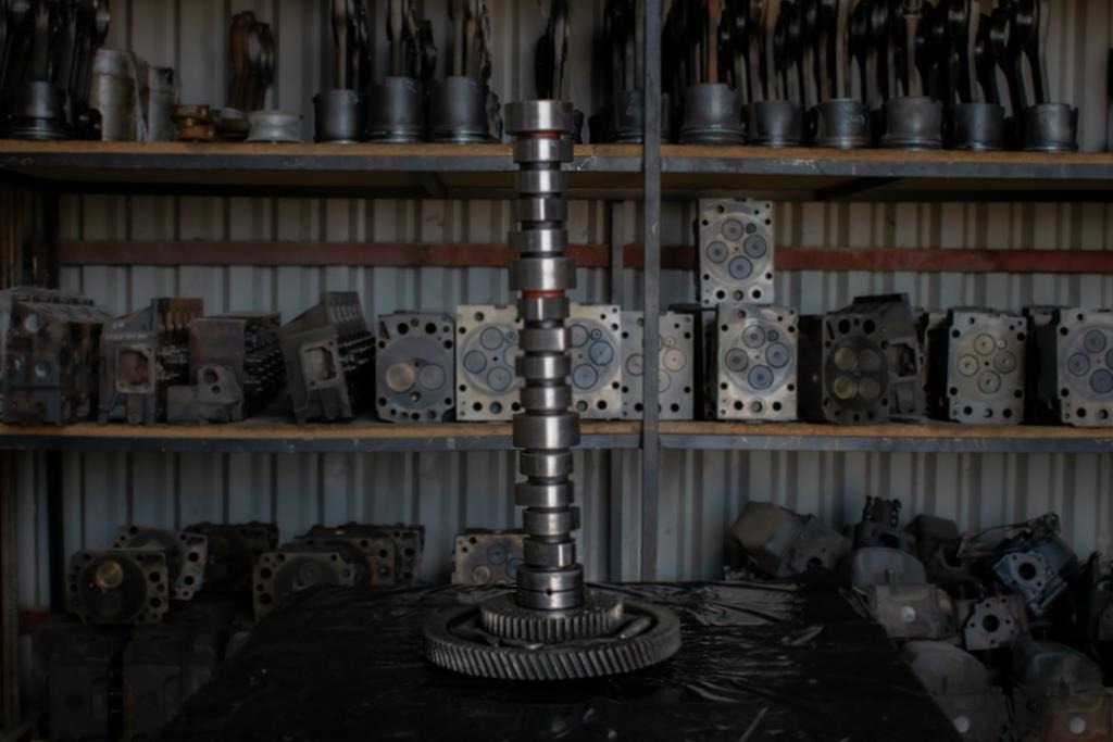 MERCEDES-BENZ ACTROS 6 CYLINDER EURO V WITH ENGINE CODE OM 541 - Axa cu came pentru Camion: Foto 2 MERCEDES-BENZ ACTROS 6 CYLINDER EURO V WITH ENGINE CODE OM 541 - Axa cu came pentru Camion: Foto 2