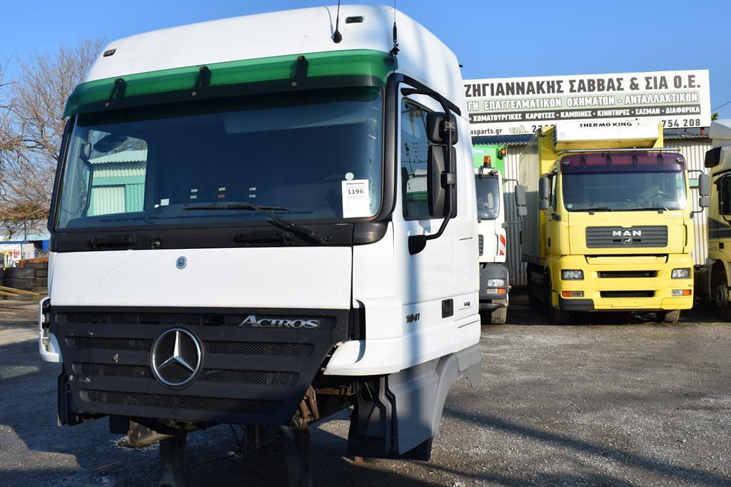 MERCEDES-BENZ ACTROS MP 2 MEGA SPACE - Cabină pentru Camion: Foto 1 MERCEDES-BENZ ACTROS MP 2 MEGA SPACE - Cabină pentru Camion: Foto 1