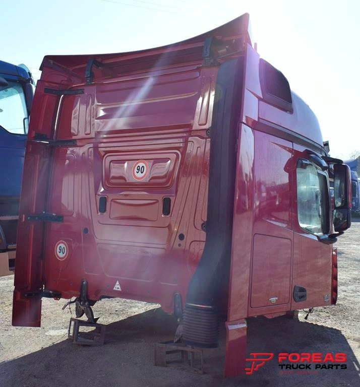 MERCEDES-BENZ ACTROS MP4 GIGA SPACE - Cabină pentru Camion: Foto 5 MERCEDES-BENZ ACTROS MP4 GIGA SPACE - Cabină pentru Camion: Foto 5