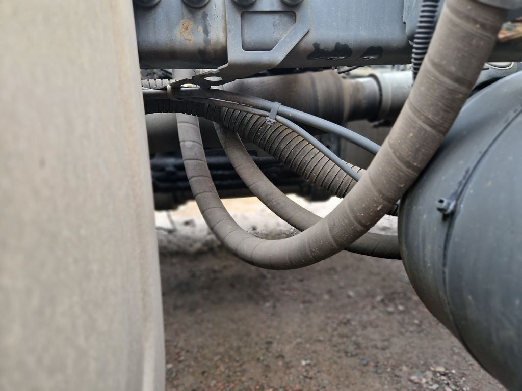 MERCEDES-BENZ HYDRAULIC OVERTURN SYSTEM FOR ACTROS MP4 - Hidraulică pentru Camion: Foto 4 MERCEDES-BENZ HYDRAULIC OVERTURN SYSTEM FOR ACTROS MP4 - Hidraulică pentru Camion: Foto 4