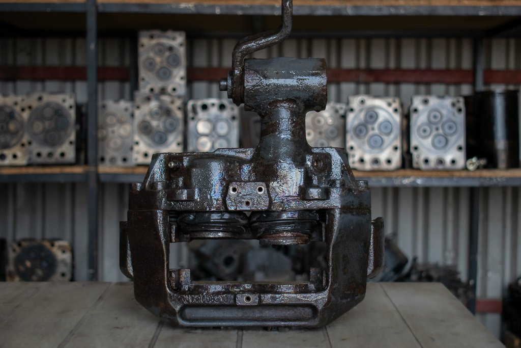 MERCEDES-BENZ VARIO DIFFERENTIAL - DRIVER - Etrier de frână pentru Camion: Foto 1 MERCEDES-BENZ VARIO DIFFERENTIAL - DRIVER - Etrier de frână pentru Camion: Foto 1