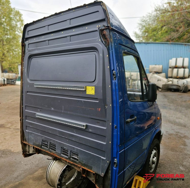 MERCEDES SPRINTER OM601 - Cabină pentru Autoutilitară: Foto 4 MERCEDES SPRINTER OM601 - Cabină pentru Autoutilitară: Foto 4