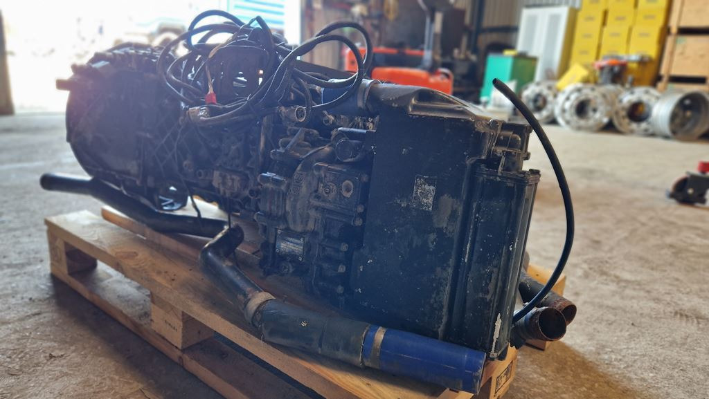 ZF ECOSPLIT 16S 221 WITH INTARDER FOR MAN - Cutie de viteze pentru Camion: Foto 3 ZF ECOSPLIT 16S 221 WITH INTARDER FOR MAN - Cutie de viteze pentru Camion: Foto 3