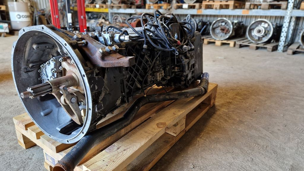 ZF ECOSPLIT 16S 221 WITH INTARDER FOR MAN - Cutie de viteze pentru Camion: Foto 4 ZF ECOSPLIT 16S 221 WITH INTARDER FOR MAN - Cutie de viteze pentru Camion: Foto 4