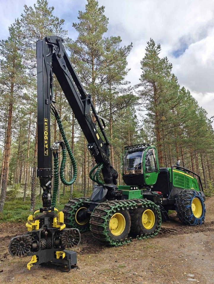 John Deere 1270 G - Harvester: Foto 1 John Deere 1270 G - Harvester: Foto 1