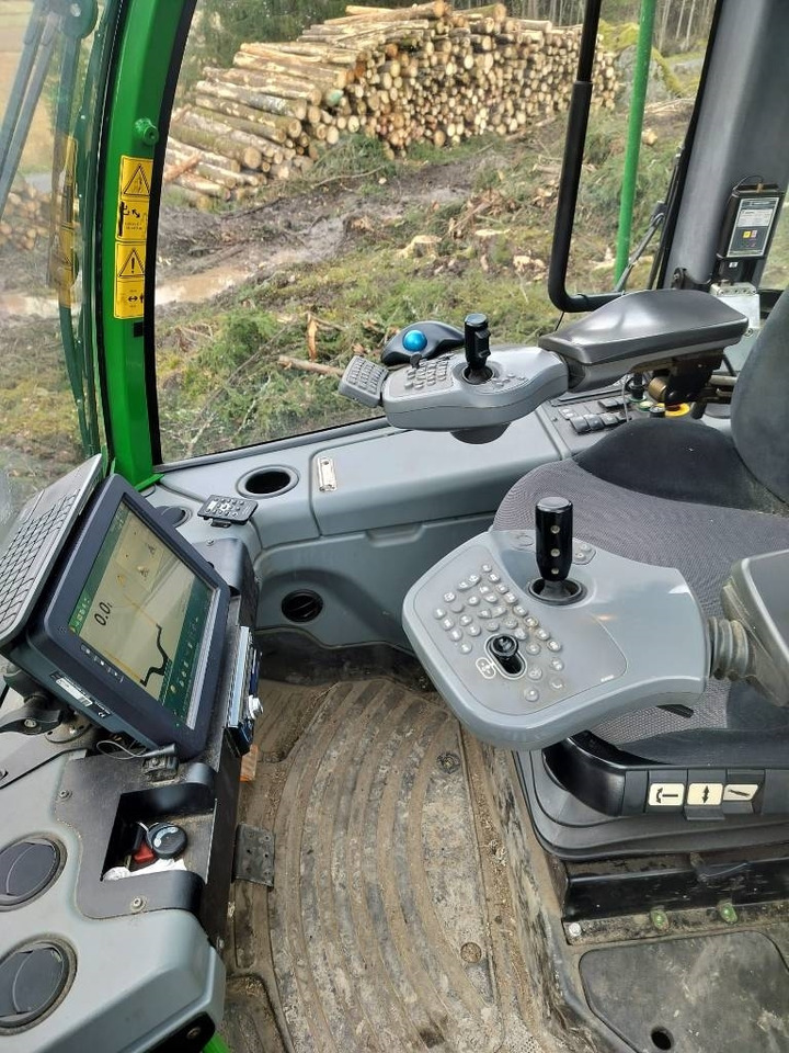 Forwarder John Deere 1510 E: Foto 11 Forwarder John Deere 1510 E: Foto 11