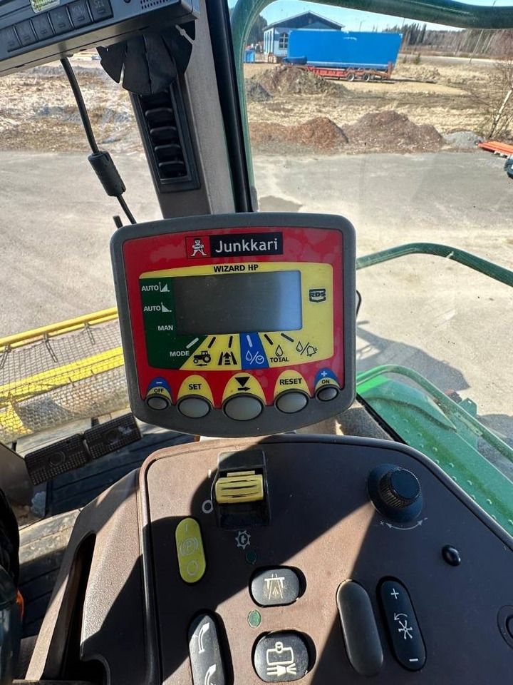 Combină de Recoltat Furaj John Deere 7200: Foto 11