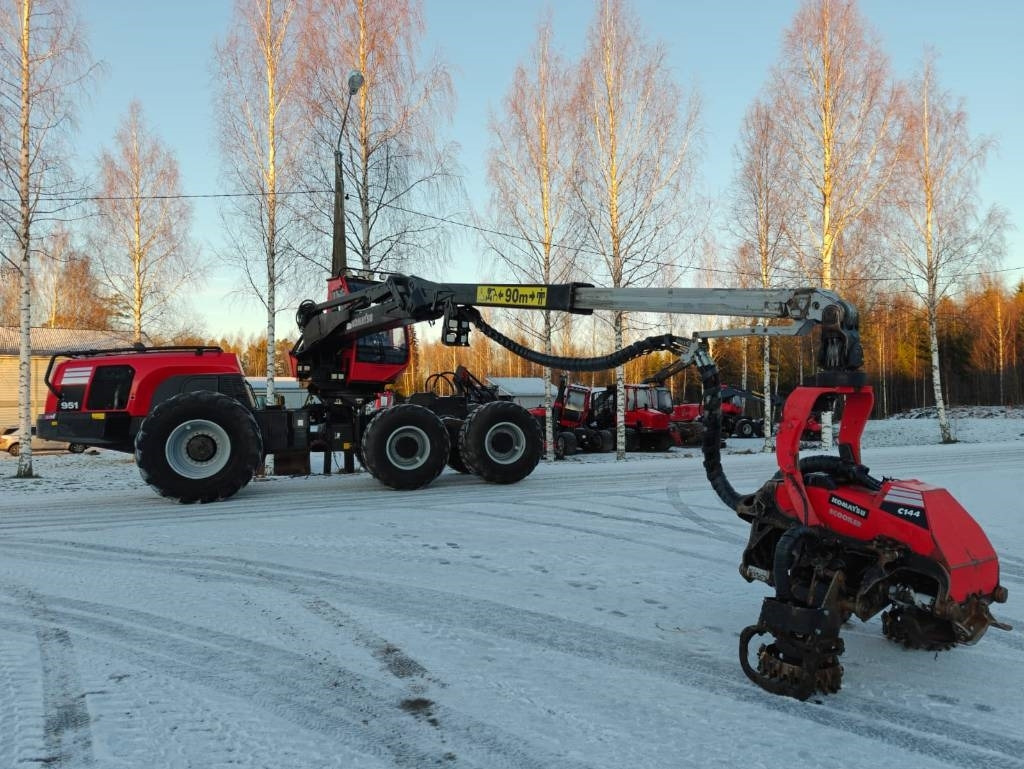 Leasing de Komatsu 951  Komatsu 951: Foto 11