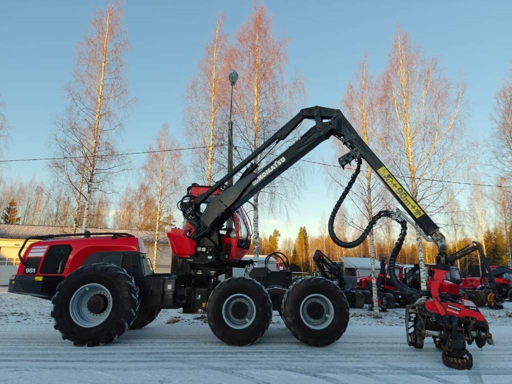 Leasing de Komatsu 951  Komatsu 951: Foto 6