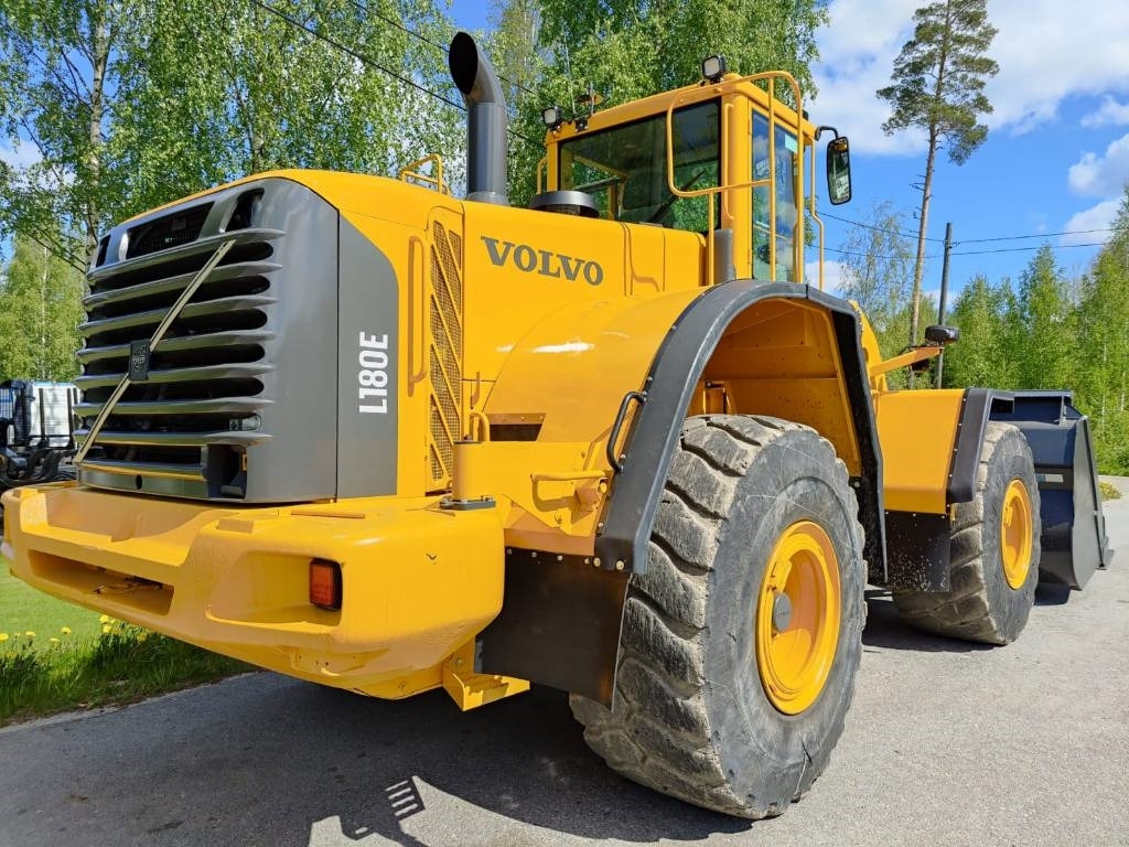 Volvo L 180 E - Încărcător frontal pe pneuri: Foto 5 Volvo L 180 E - Încărcător frontal pe pneuri: Foto 5