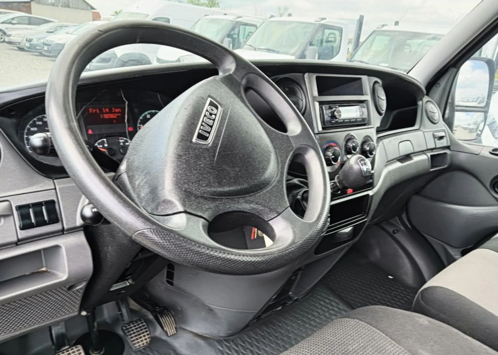 Iveco 35C13, 35C12, 35C14, 35C15 - Camion şasiu: Foto 3 Iveco 35C13, 35C12, 35C14, 35C15 - Camion şasiu: Foto 3