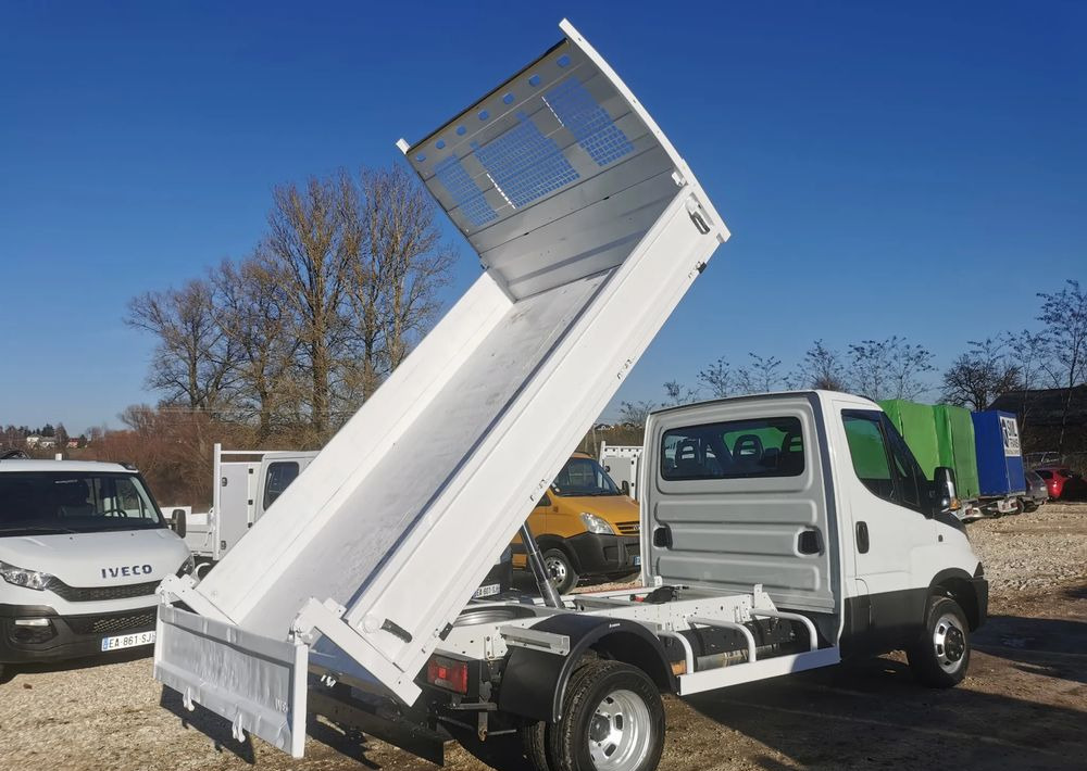 Iveco Daily 3.0-150KM Wywrotka blizniak 35-150 Niski przebieg kiper do 3,5t - Autoutilitară basculantă: Foto 3 Iveco Daily 3.0-150KM Wywrotka blizniak 35-150 Niski przebieg kiper do 3,5t - Autoutilitară basculantă: Foto 3