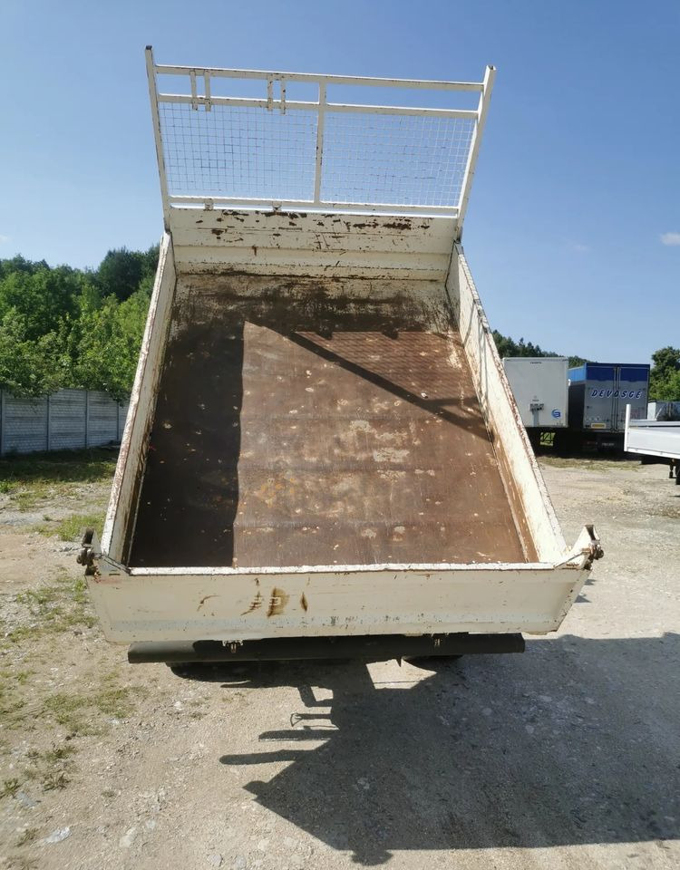 Iveco Daily 35C11 Kiper wywrotka Hak Bliźniak sprowadzony - Autoutilitară basculantă: Foto 4 Iveco Daily 35C11 Kiper wywrotka Hak Bliźniak sprowadzony - Autoutilitară basculantă: Foto 4