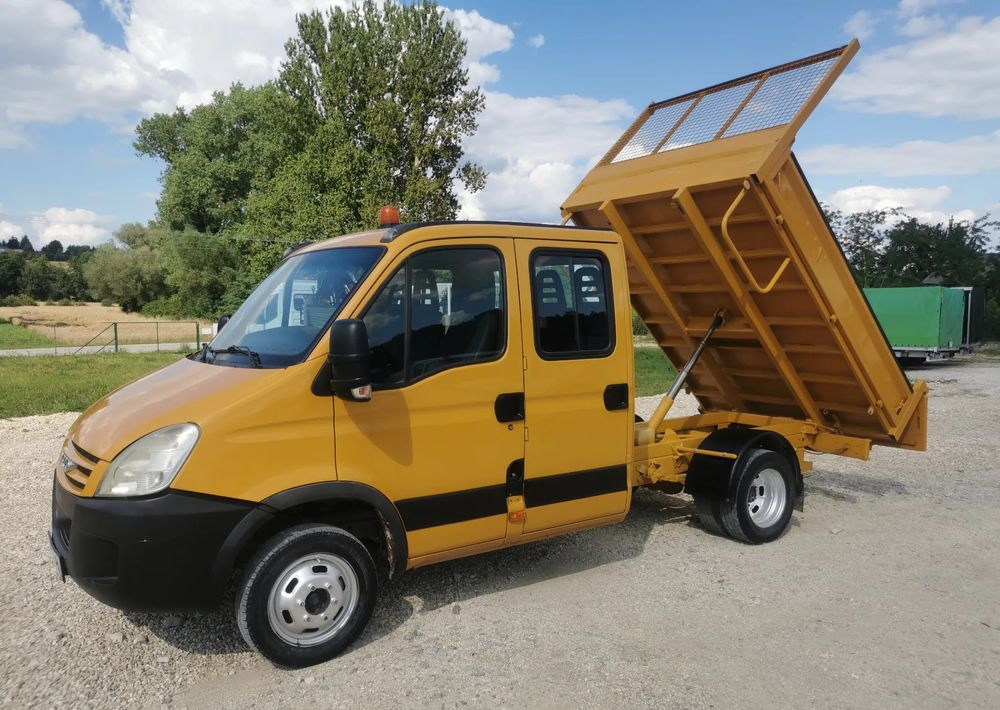 Iveco Daily 35C12 Brygadówka wywrotka Dubel hak kiper doka 35C13 - Autoutilitară basculantă: Foto 2 Iveco Daily 35C12 Brygadówka wywrotka Dubel hak kiper doka 35C13 - Autoutilitară basculantă: Foto 2