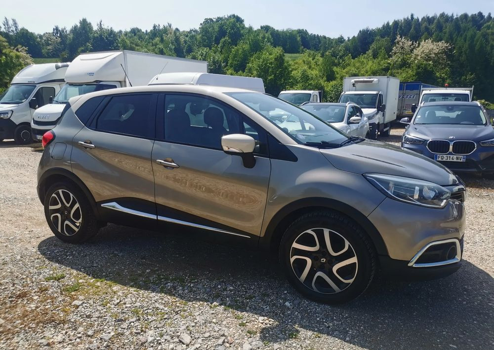 Renault Captur 0.9 Energy TCe Intens - SUV: Foto 2 Renault Captur 0.9 Energy TCe Intens - SUV: Foto 2