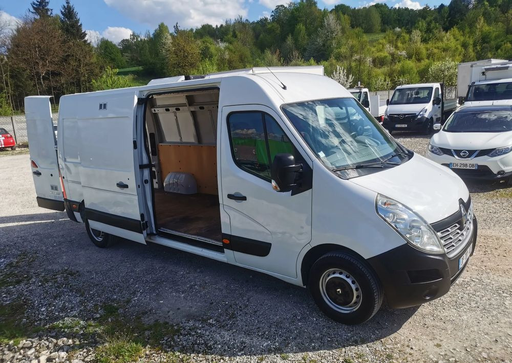 Renault Master L3H2 ładny 2.3dCi-125KM 6-biegów Klima bagażnik dachowy - Dubă: Foto 4 Renault Master L3H2 ładny 2.3dCi-125KM 6-biegów Klima bagażnik dachowy - Dubă: Foto 4