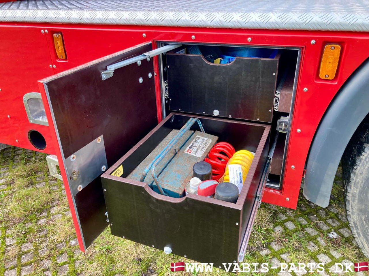 Scania R164-580 V8 Classic V8 Fully restored - Cap tractor: Foto 3 Scania R164-580 V8 Classic V8 Fully restored - Cap tractor: Foto 3