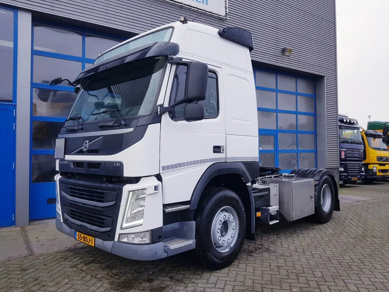 Volvo FM 380 ADR EX/II EX/III FL AT Hydrauliek Euro 6 - Cap tractor: Foto 1 Volvo FM 380 ADR EX/II EX/III FL AT Hydrauliek Euro 6 - Cap tractor: Foto 1