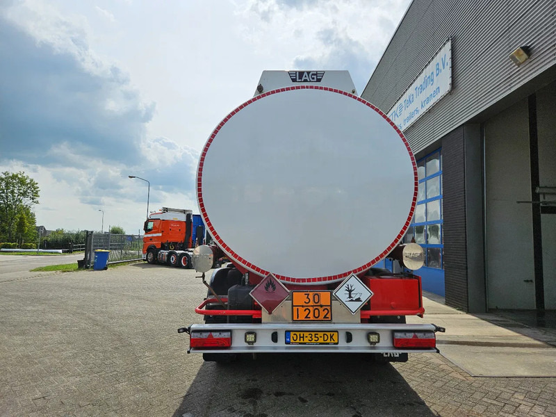 LAG O-3-43 Pt 48.500 L, 6 compartimenten pomp digitale tellers brandstof - Semiremorcă cisternă: Foto 5 LAG O-3-43 Pt 48.500 L, 6 compartimenten pomp digitale tellers brandstof - Semiremorcă cisternă: Foto 5