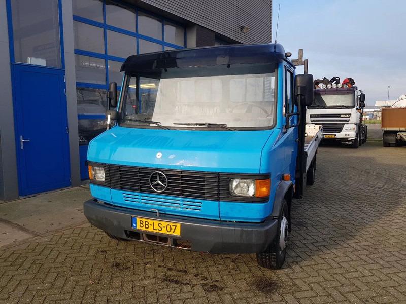 Mercedes-Benz 611 D Open laadbak Manual - Camion platformă: Foto 2 Mercedes-Benz 611 D Open laadbak Manual - Camion platformă: Foto 2