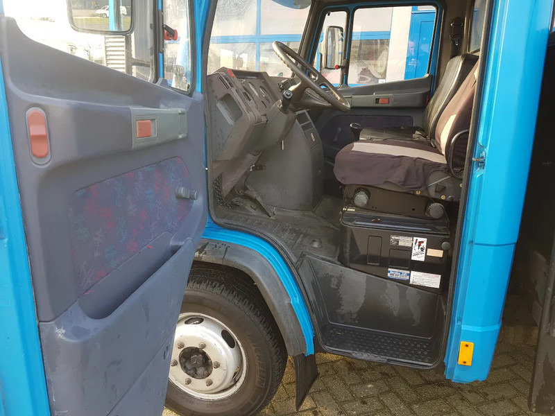 Leasing de Mercedes-Benz 611 D Open laadbak Manual Mercedes-Benz 611 D Open laadbak Manual: Foto 11 Leasing de Mercedes-Benz 611 D Open laadbak Manual Mercedes-Benz 611 D Open laadbak Manual: Foto 11