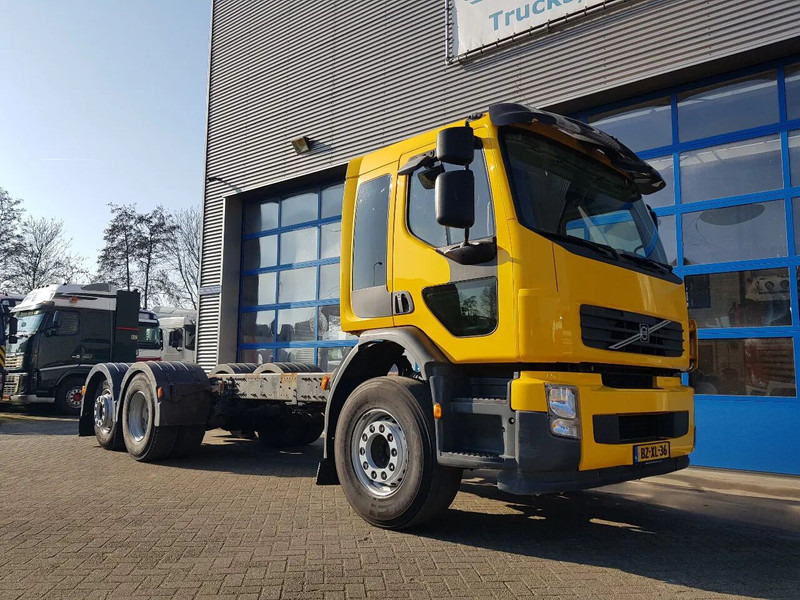 Volvo FE 300 EEV 6X2 Retarder Pto 234.000 KM TÜV - Camion şasiu: Foto 5 Volvo FE 300 EEV 6X2 Retarder Pto 234.000 KM TÜV - Camion şasiu: Foto 5
