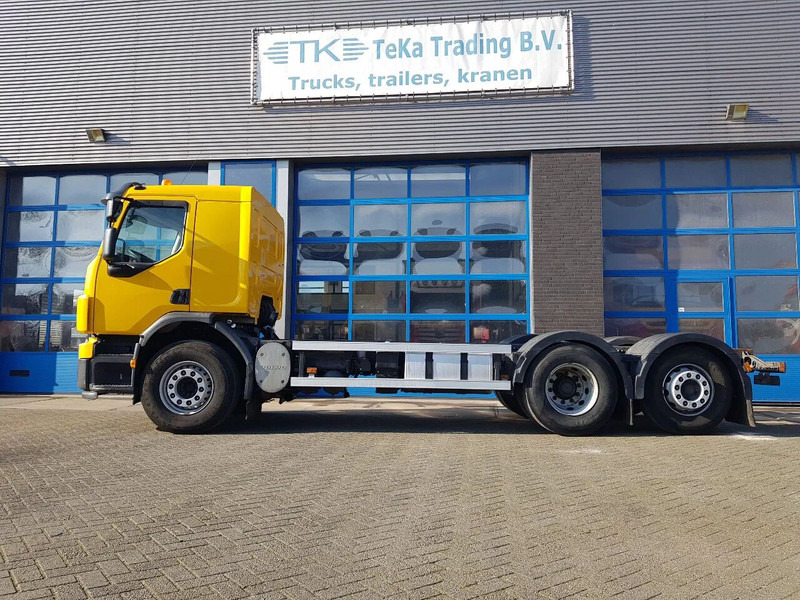 Volvo FE 300 EEV 6X2 Retarder Pto 234.000 KM TÜV - Camion şasiu: Foto 3 Volvo FE 300 EEV 6X2 Retarder Pto 234.000 KM TÜV - Camion şasiu: Foto 3