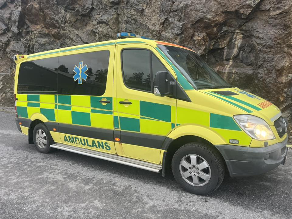 MERCEDES-BENZ Sprinter 316 NGT - AMBULANCE / швидка допомога / shvydka dopomoha - Ambulanță: Foto 4 MERCEDES-BENZ Sprinter 316 NGT - AMBULANCE / швидка допомога / shvydka dopomoha - Ambulanță: Foto 4