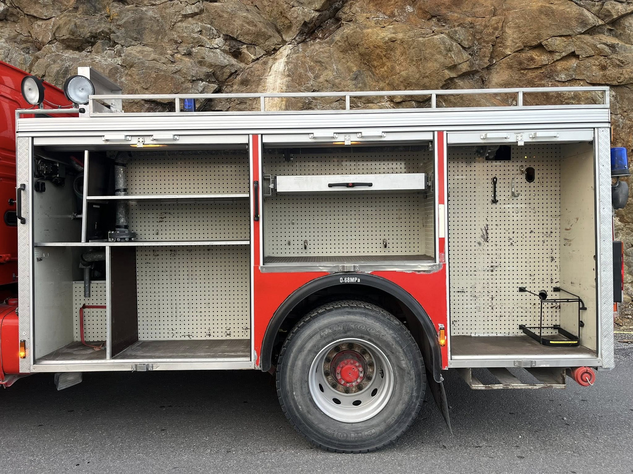 VOLVO FL 10 4x2 - Autospeciala de stins incendii: Foto 4 VOLVO FL 10 4x2 - Autospeciala de stins incendii: Foto 4