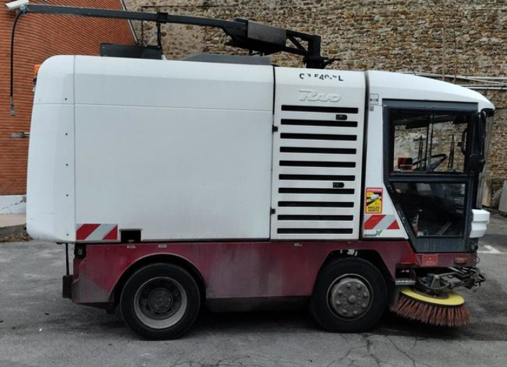 Ravo 540XL/545XL Kehrmaschine wie Citycat Cityfant Dulevo - Maşina comunala: Foto 4 Ravo 540XL/545XL Kehrmaschine wie Citycat Cityfant Dulevo - Maşina comunala: Foto 4