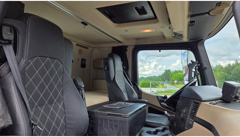 Camion cu cârlig Mercedes-Benz Actros 2543 6X2*4: Foto 10