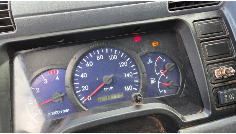 Leasing de Mitsubishi CANTER FE85B HIAB 026 Mitsubishi CANTER FE85B HIAB 026: Foto 12