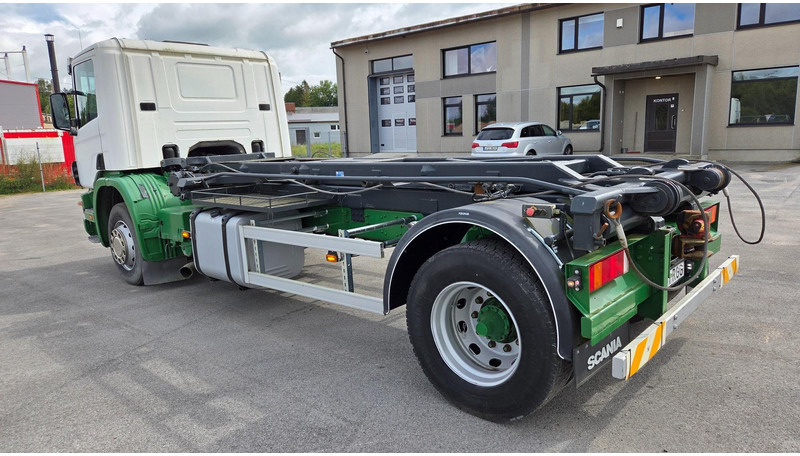 Scania P94 4X2 220 - Camion cu sistem de cablu: Foto 4 Scania P94 4X2 220 - Camion cu sistem de cablu: Foto 4