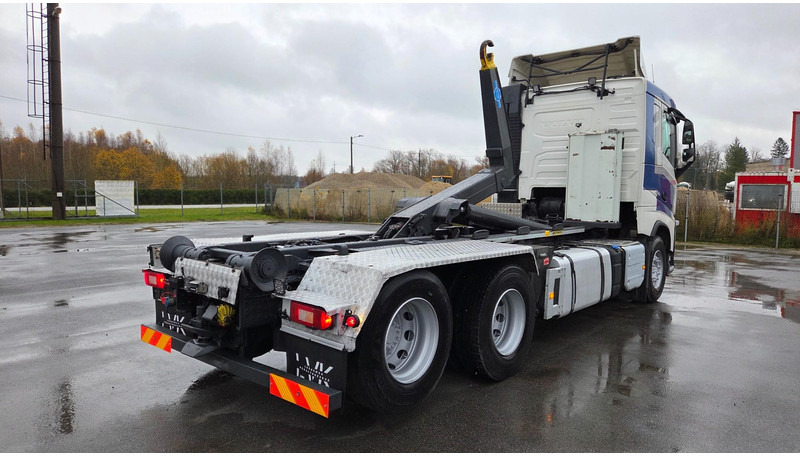 Volvo FH500 6X2 - Camion cu cârlig: Foto 3 Volvo FH500 6X2 - Camion cu cârlig: Foto 3