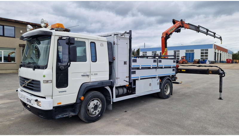 Volvo FL220 4X2 Palfinger PK7501 - Camion platformă, Camion cu macara: Foto 1 Volvo FL220 4X2 Palfinger PK7501 - Camion platformă, Camion cu macara: Foto 1