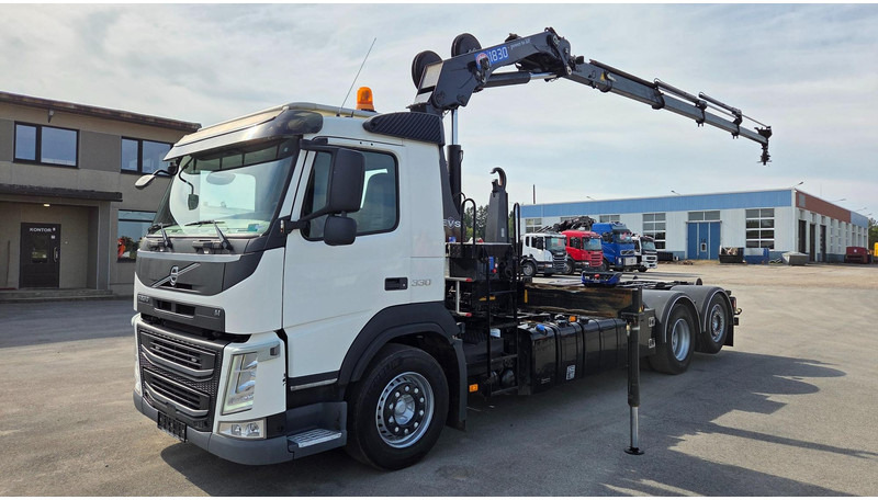 Volvo FM330 6X2*4 - Camion cu cârlig, Camion cu macara: Foto 1 Volvo FM330 6X2*4 - Camion cu cârlig, Camion cu macara: Foto 1