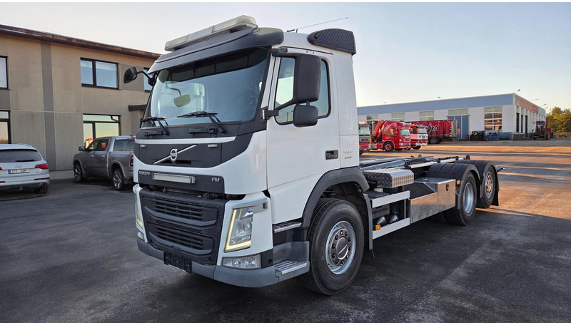 Volvo FM410 6X2*4 - Camion cu cârlig: Foto 1 Volvo FM410 6X2*4 - Camion cu cârlig: Foto 1