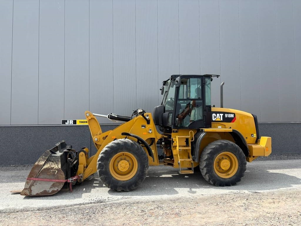 CAT 918 M - Încărcător frontal pe pneuri: Foto 1 CAT 918 M - Încărcător frontal pe pneuri: Foto 1
